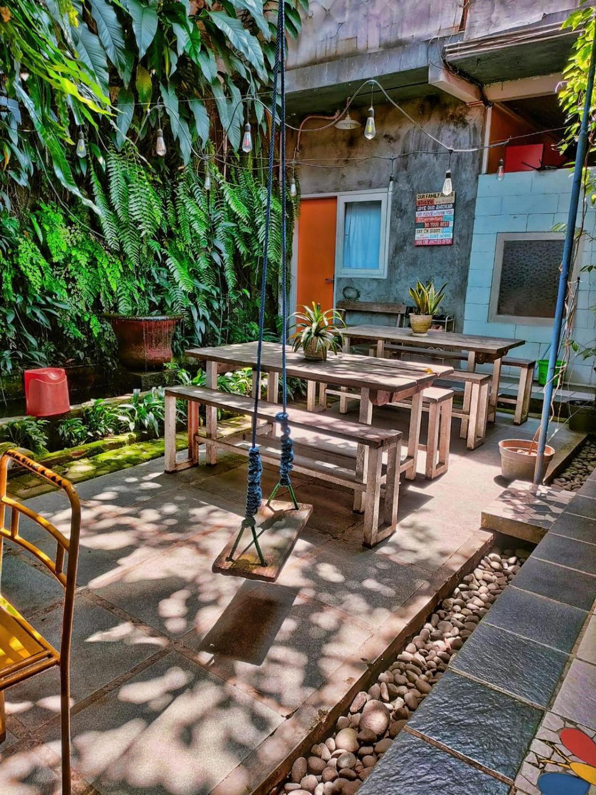 בוגור Jeng Tini Guest House מראה חיצוני תמונה