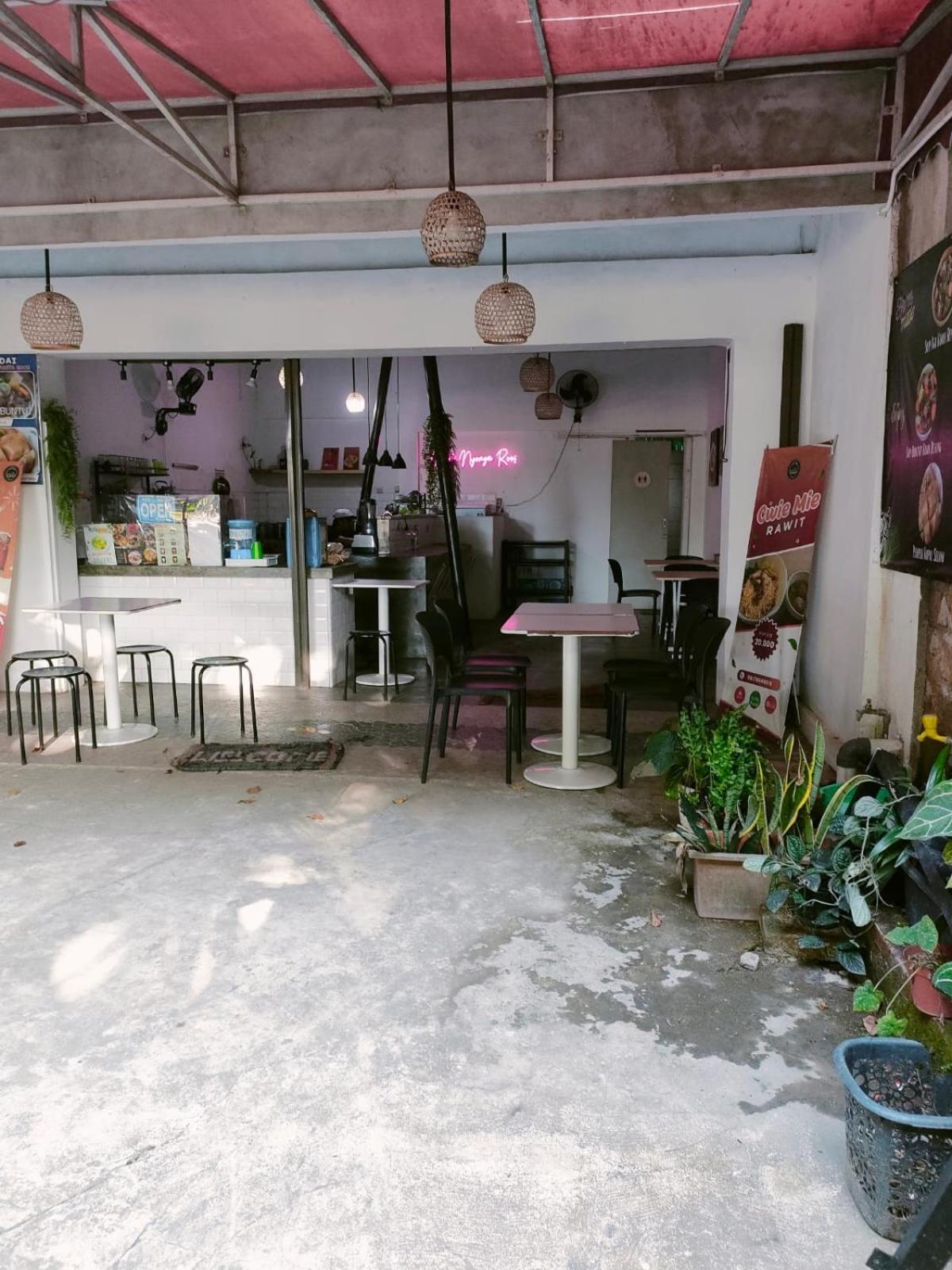 בוגור Jeng Tini Guest House מראה חיצוני תמונה
