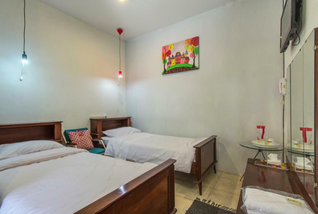 בוגור Jeng Tini Guest House מראה חיצוני תמונה